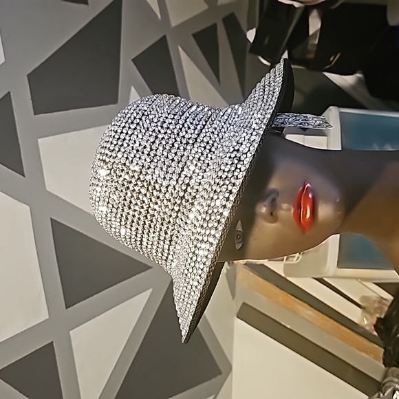 NEW w/Tags! It's definitely it's name "Jewel Cap" Rhinestone Designer Hat!! - Picture 2 of 11